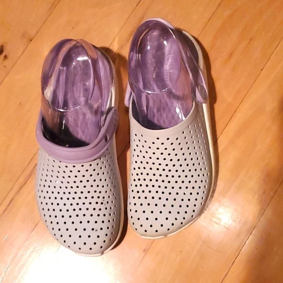 LiteRide by Crocs Kids Sz. J 2 Clogs - Picture 1 of 10